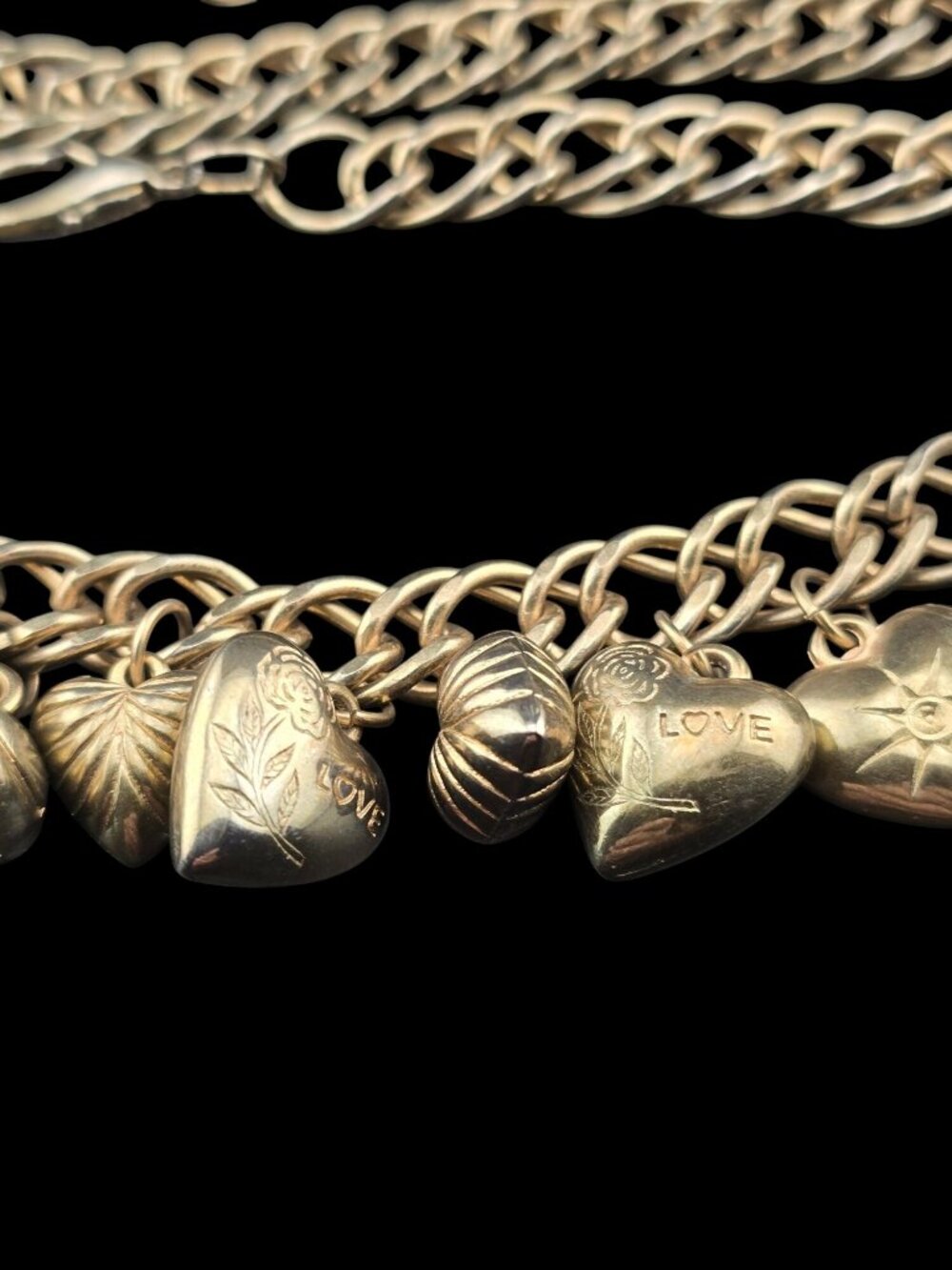 Vintage 40" Puffy Heart Charm Belt/Necklace Large Brassy Gold-Tone 80's - Picture 6 of 9